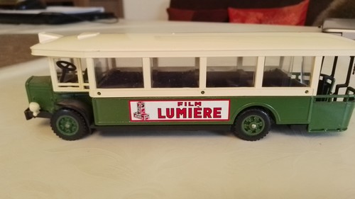 Automodell bus film - bus, lumiere