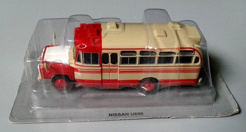 Nissan u690 modell 72 - nissan, 1:72